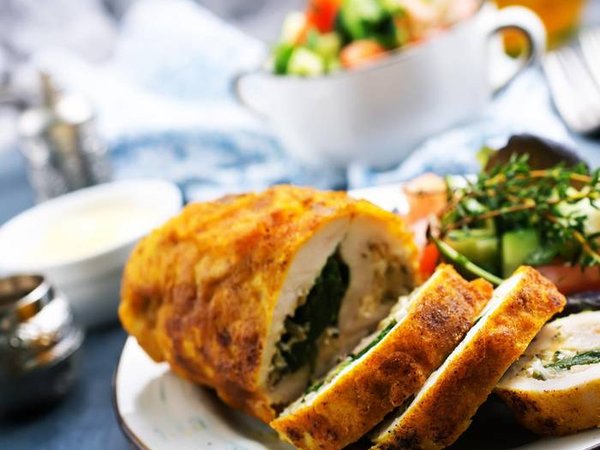 backed chicken roll with spinach and cheese