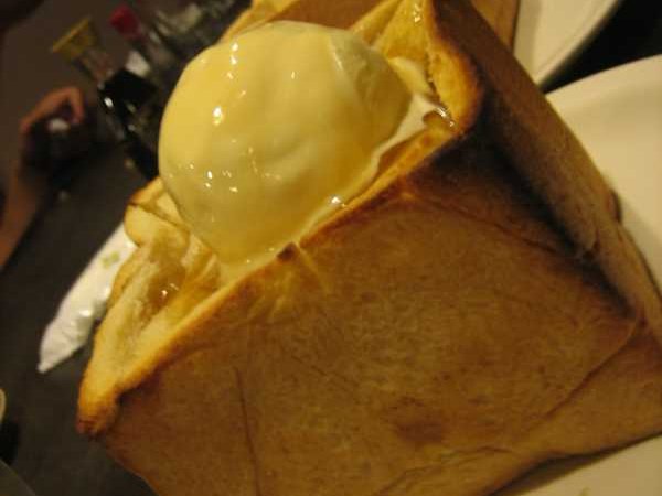 Warm and gooey icecream, crispy toast and a generous drizzle of honey