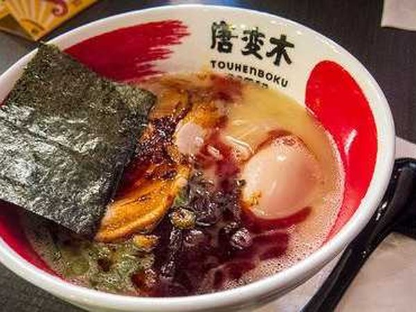 Red Ramen with Sea Salt, Thick Noodles and Pork Belly