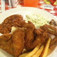 The Top 5 Fried Chicken Dishes in Memphis