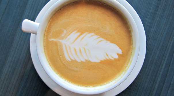 I love latte art - this one looked like a delicate feather!