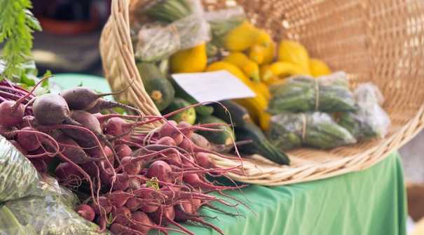 Durham Farmers' Market (photo by Dan Hacker Photography)